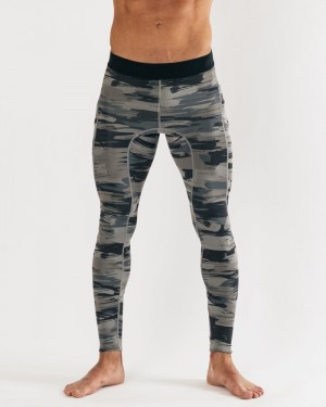 Lenjerie Barbati Alphalete Core Antrenament Negrii Camuflaj | 854392-DBT