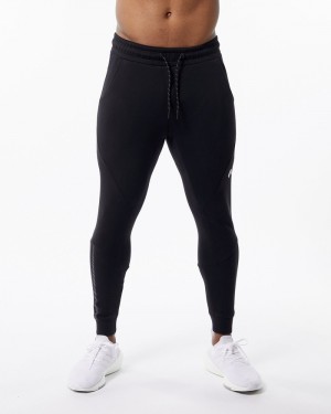 Pantaloni Jogger Barbati Alphalete ELMTS Cuffed Negrii | 674920-VMJ