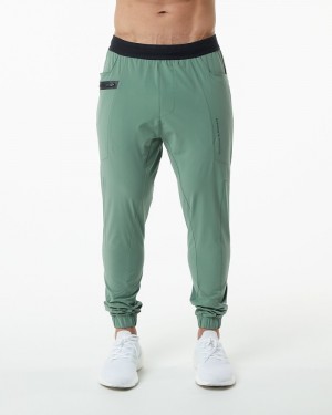 Pantaloni Jogger Barbati Alphalete Studio Masline Verzi Verzi | 253918-DEM