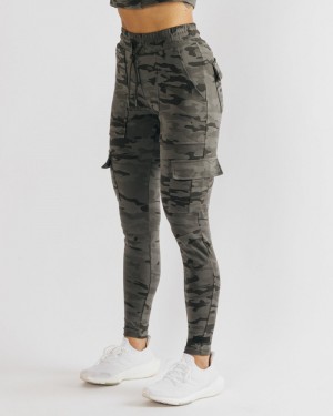 Pantaloni Jogger Dama Alphalete Identity Cargo Camuflaj | 819746-GSF