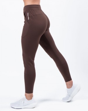 Pantaloni Jogger Dama Alphalete Trace Cafe | 543890-GBM