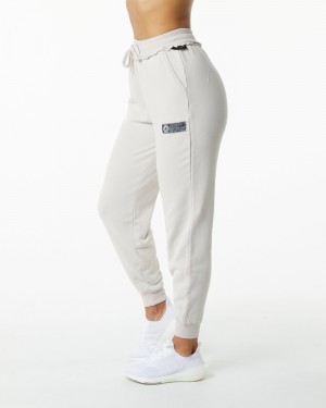 Pantaloni Jogger Dama Alphalete Very Terry Albi | 169357-KSH