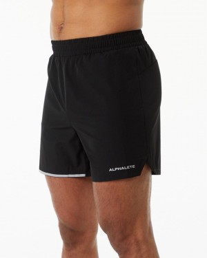 Pantaloni Scurti Barbati Alphalete Core Stride 5” Negrii | 726194-VCS