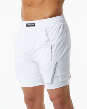 Pantaloni Scurti Barbati Alphalete Infinity Speed 5.5" Albi | 495136-WNC