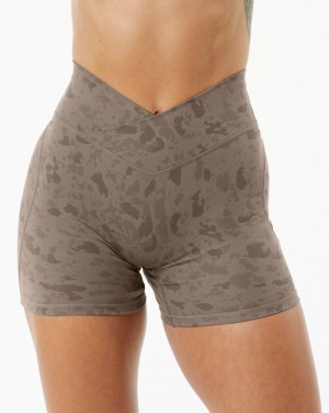 Pantaloni Scurti Dama Alphalete Surface Power 5" Bej | 576910-WKI
