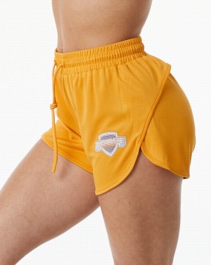 Pantaloni Scurti Dama Alphalete Varsity 3.25" Galbeni | 803562-QYE