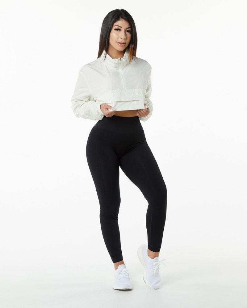 Geaca Dama Alphalete Endure Crop Masline Verzi | 048963-UHN