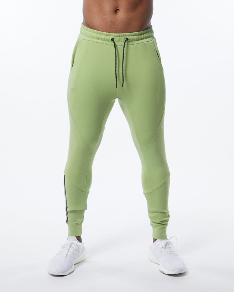 Pantaloni Jogger Barbati Alphalete ELMTS Cuffed Verzi Deschis | 692345-TRB