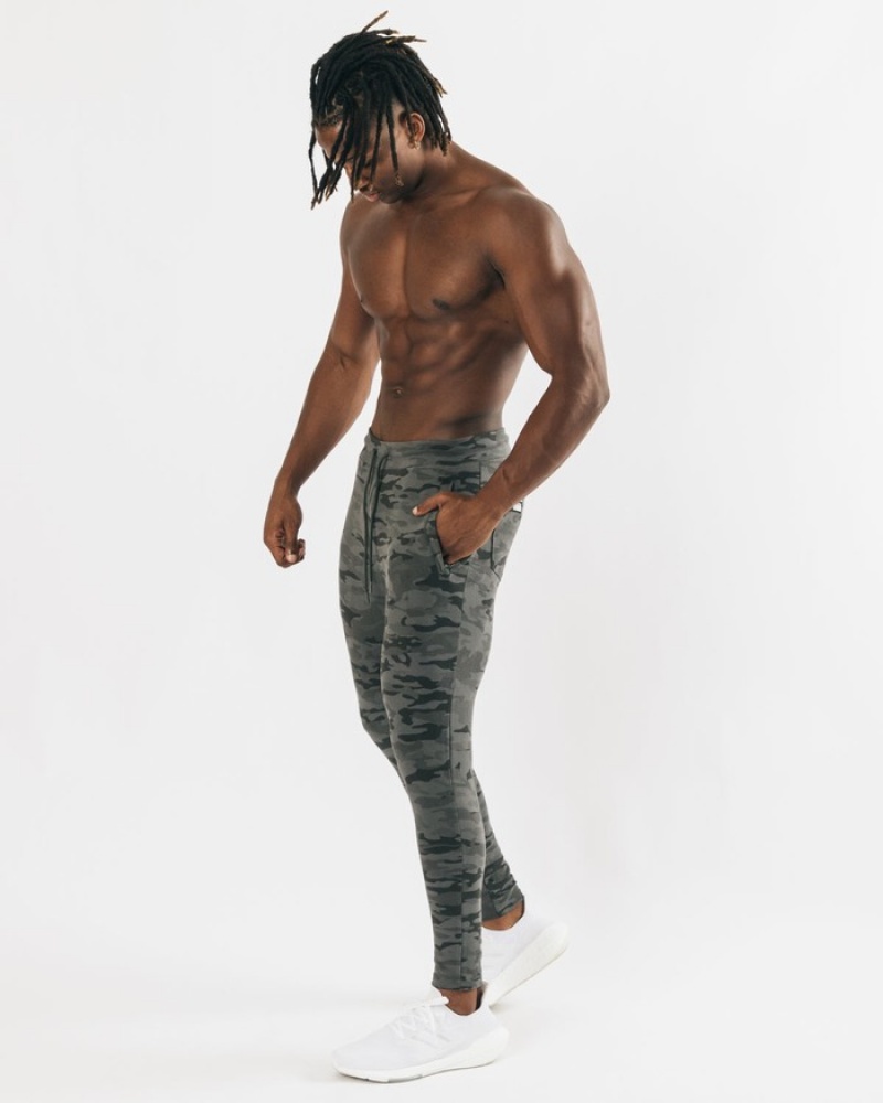 Pantaloni Jogger Barbati Alphalete Identity Camuflaj | 321590-XHL