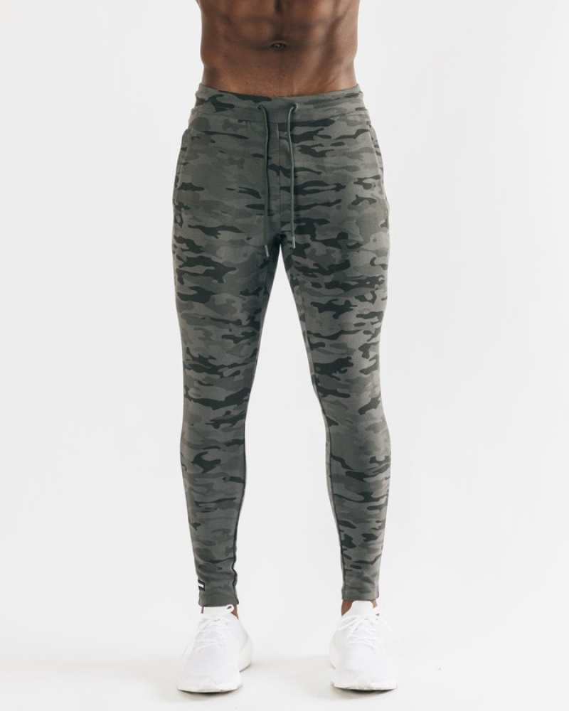Pantaloni Jogger Barbati Alphalete Identity Camuflaj | 321590-XHL