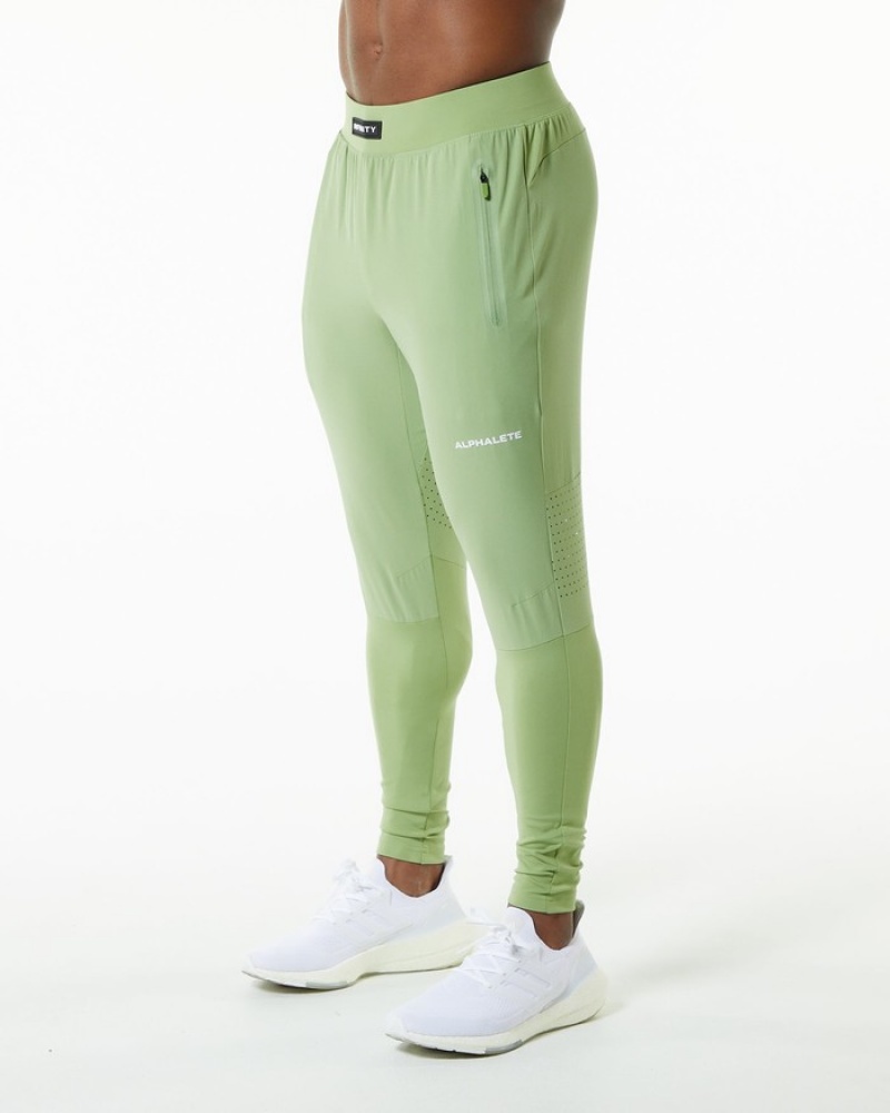 Pantaloni Jogger Barbati Alphalete Infinity Tech Verzi | 017659-UJM