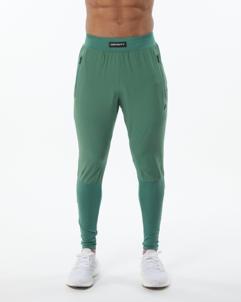 Pantaloni Jogger Barbati Alphalete Infinity Tech Verzi | 265103-FUZ