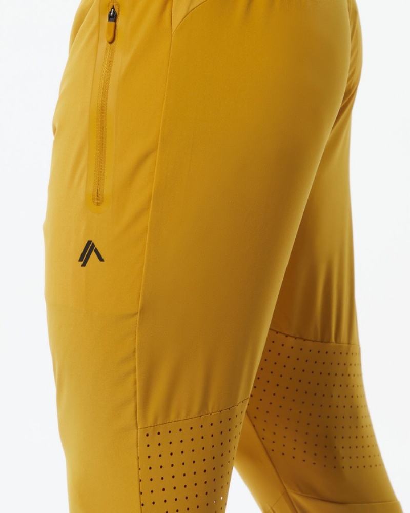 Pantaloni Jogger Barbati Alphalete Infinity Tech Galbeni | 847216-CJQ