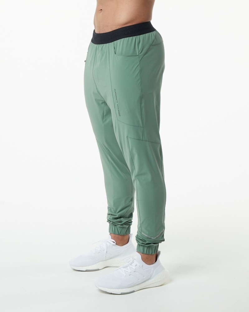 Pantaloni Jogger Barbati Alphalete Studio Masline Verzi Verzi | 253918-DEM