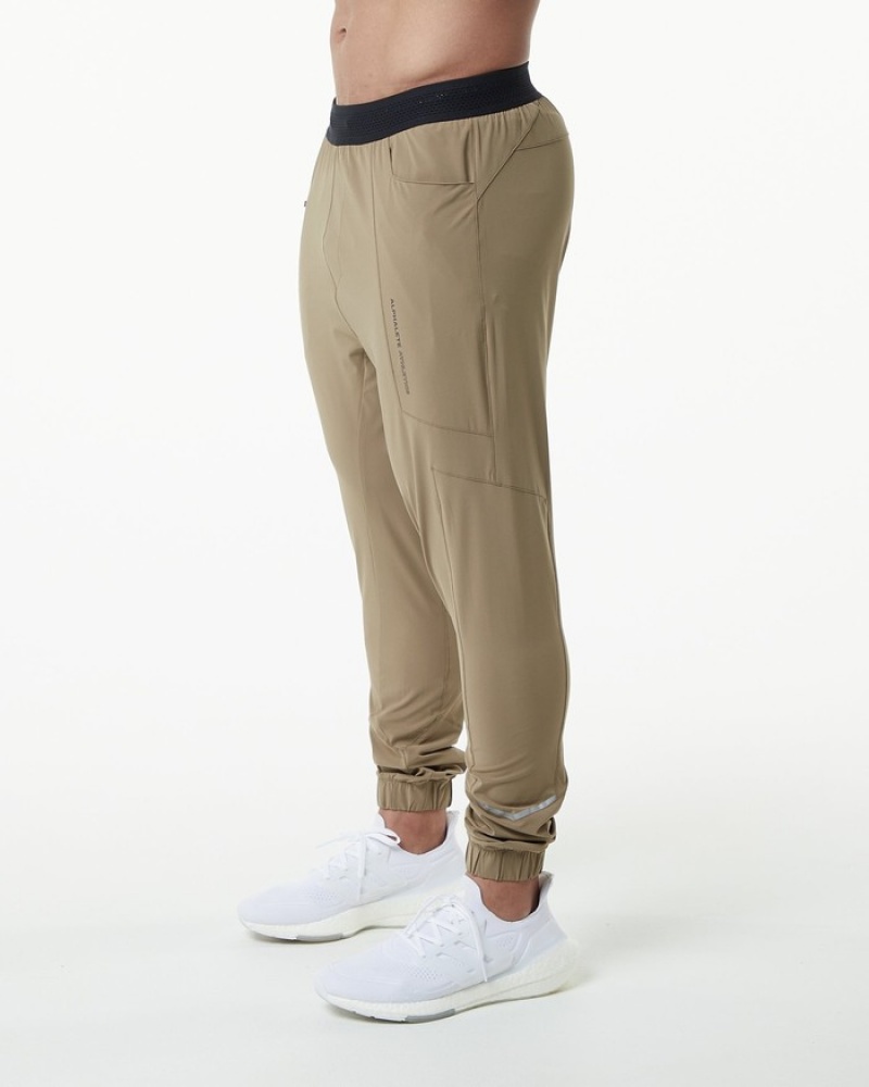 Pantaloni Jogger Barbati Alphalete Studio Gri Maro | 510627-HPD