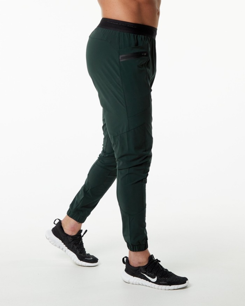 Pantaloni Jogger Barbati Alphalete Studio Verzi | 851209-QYF