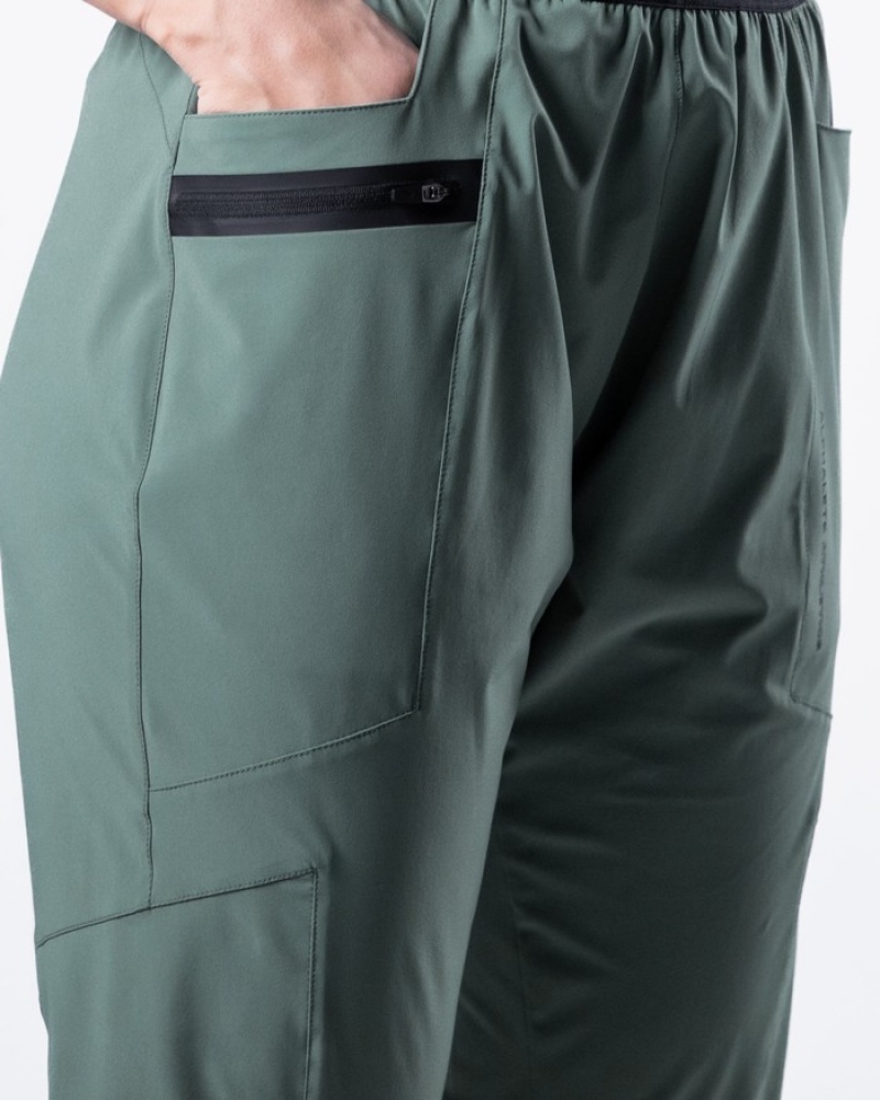 Pantaloni Jogger Dama Alphalete Studio Masline Verzi Verzi | 382954-PTD