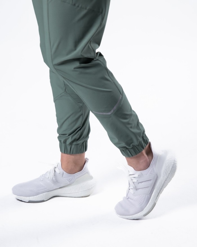 Pantaloni Jogger Dama Alphalete Studio Masline Verzi Verzi | 382954-PTD