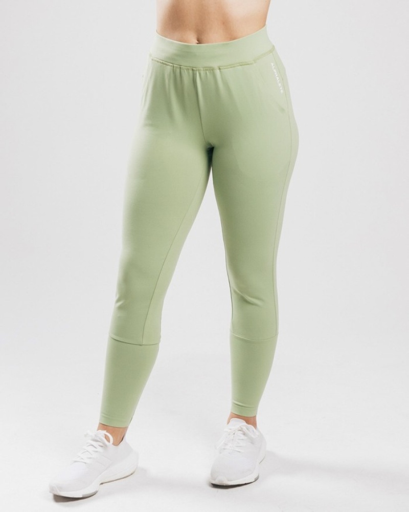Pantaloni Jogger Dama Alphalete Trace Verzi | 239084-LZU
