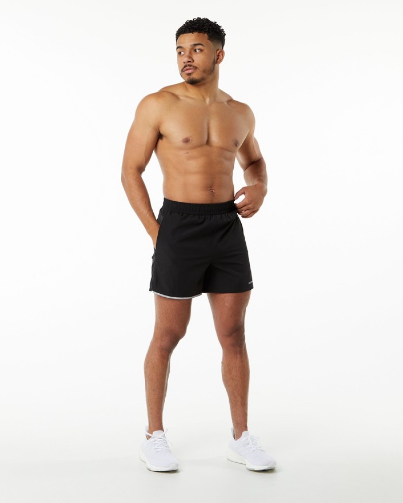 Pantaloni Scurti Barbati Alphalete Core Stride 5” Negrii | 726194-VCS