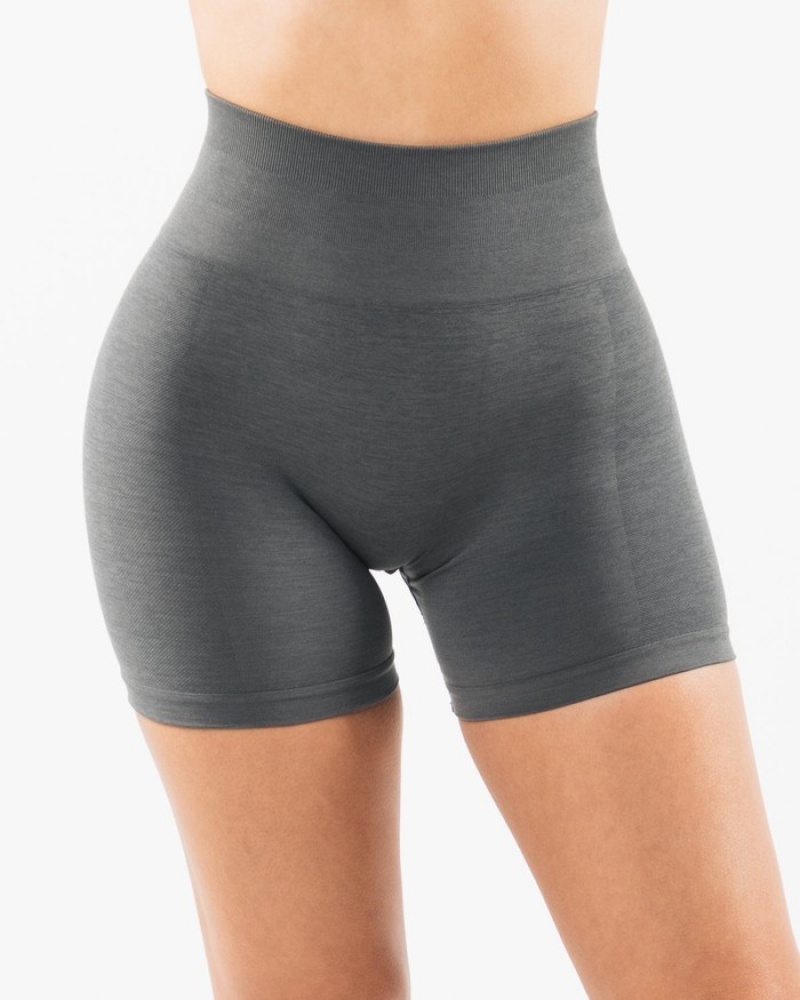 Pantaloni Scurti Dama Alphalete Amplify 4.5