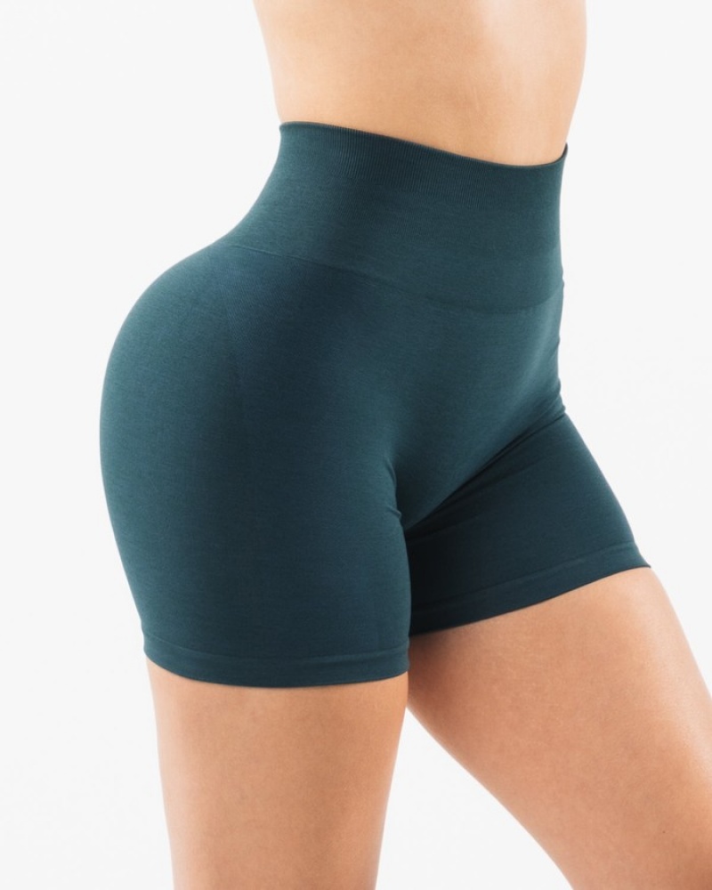 Pantaloni Scurti Dama Alphalete Amplify 4.5