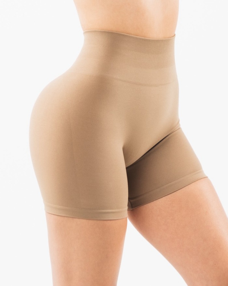 Pantaloni Scurti Dama Alphalete Amplify 4.5