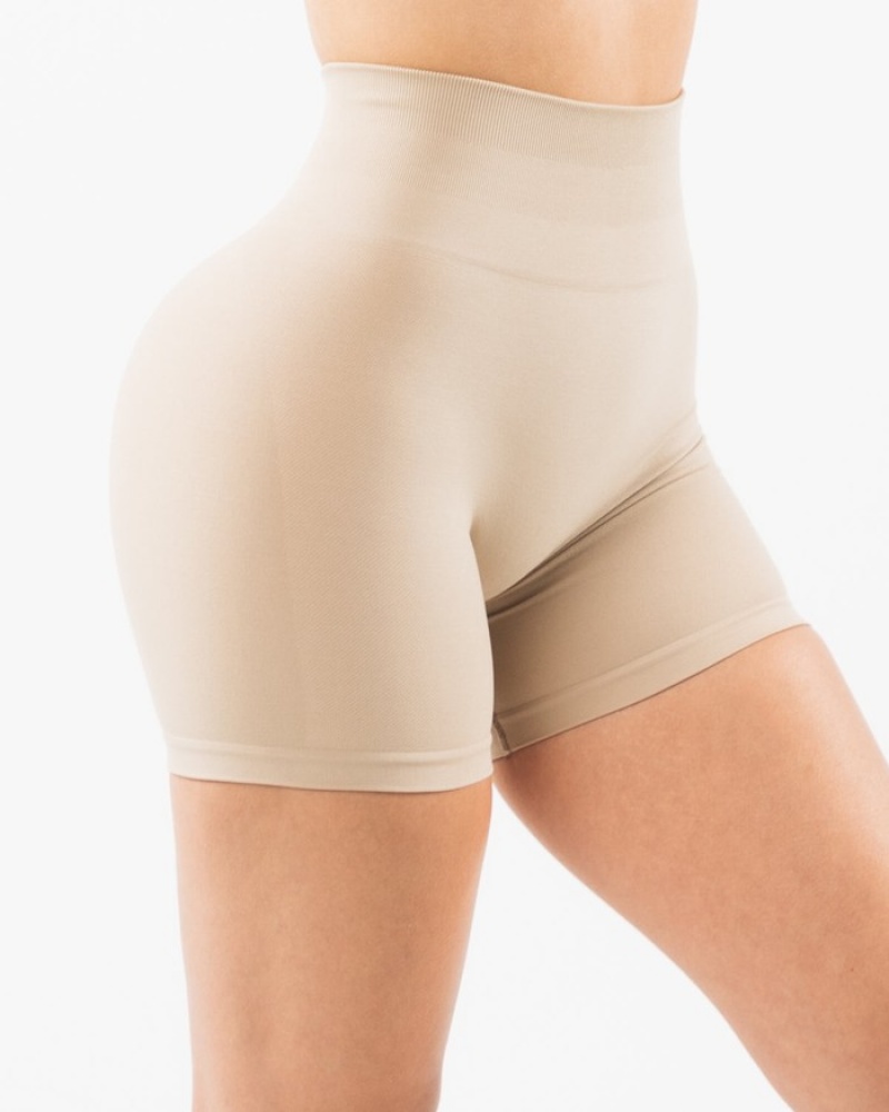Pantaloni Scurti Dama Alphalete Amplify 4.5