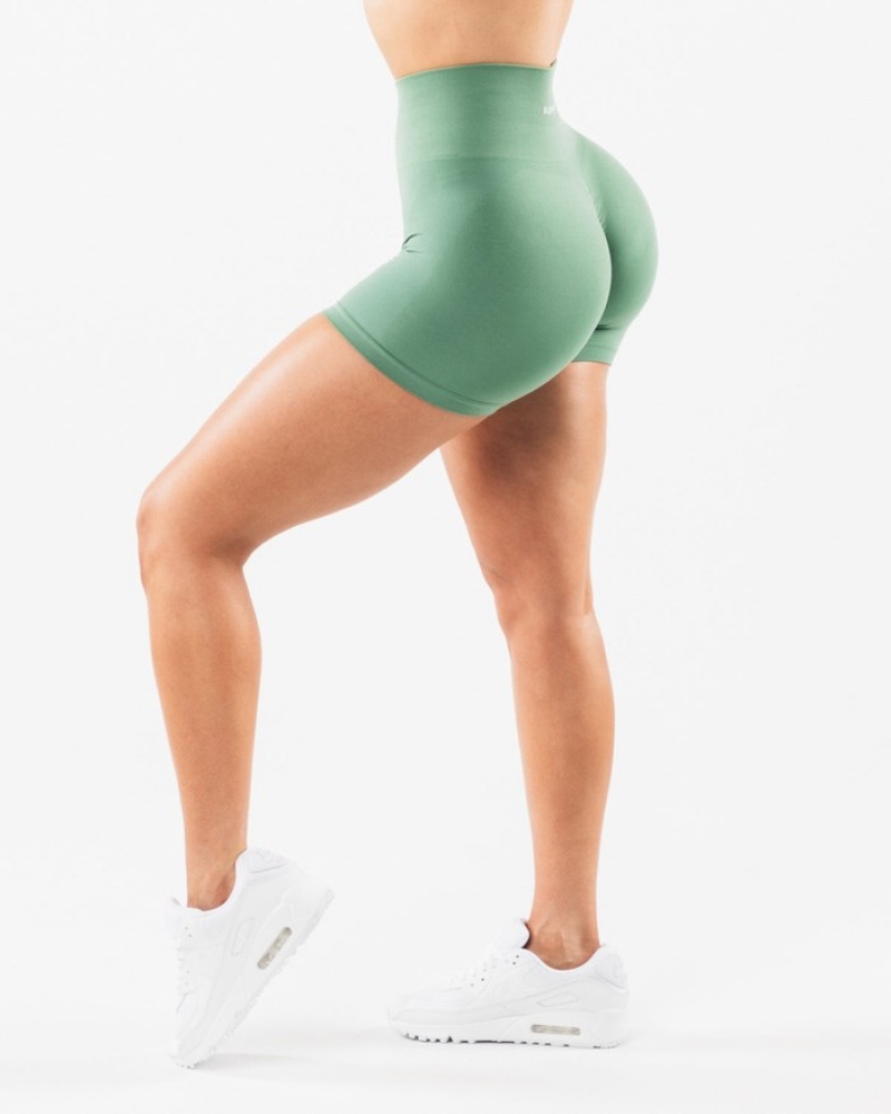 Pantaloni Scurti Dama Alphalete Amplify 4.5