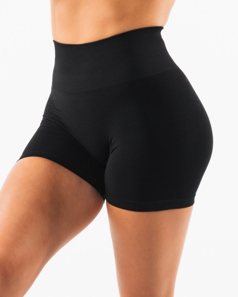 Pantaloni Scurti Dama Alphalete Amplify 4.5