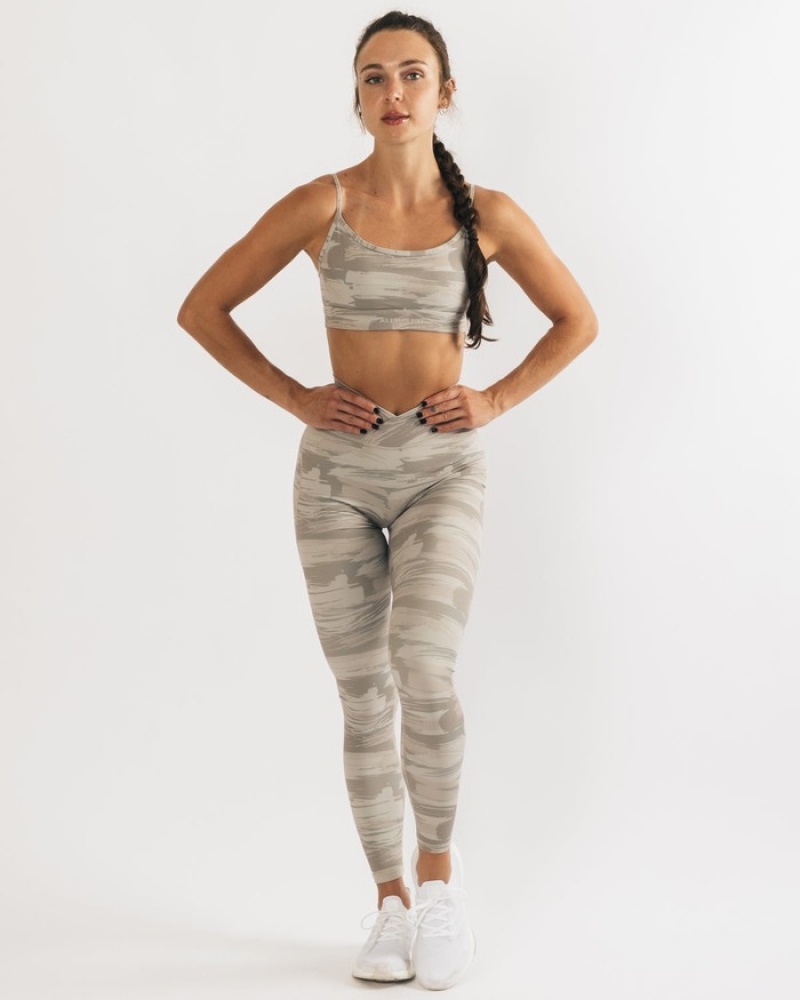 Sutiene Dama Alphalete Surface Limitless Camuflaj | 758362-OZW
